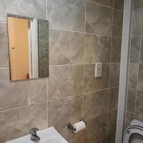 6 bedroom terraced house to rent - Photo 1