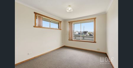 Light, Low Maintenance & Well Located! - Photo 3