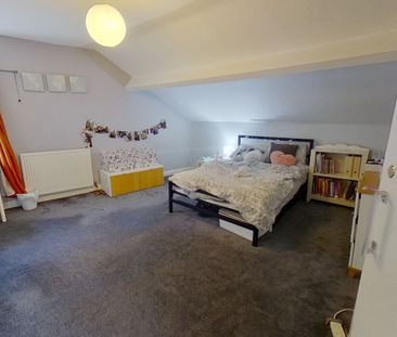 Claremont Villas, Hyde Park - Photo 1