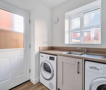 Taylor Lane, Preston, PR4 - Photo 2