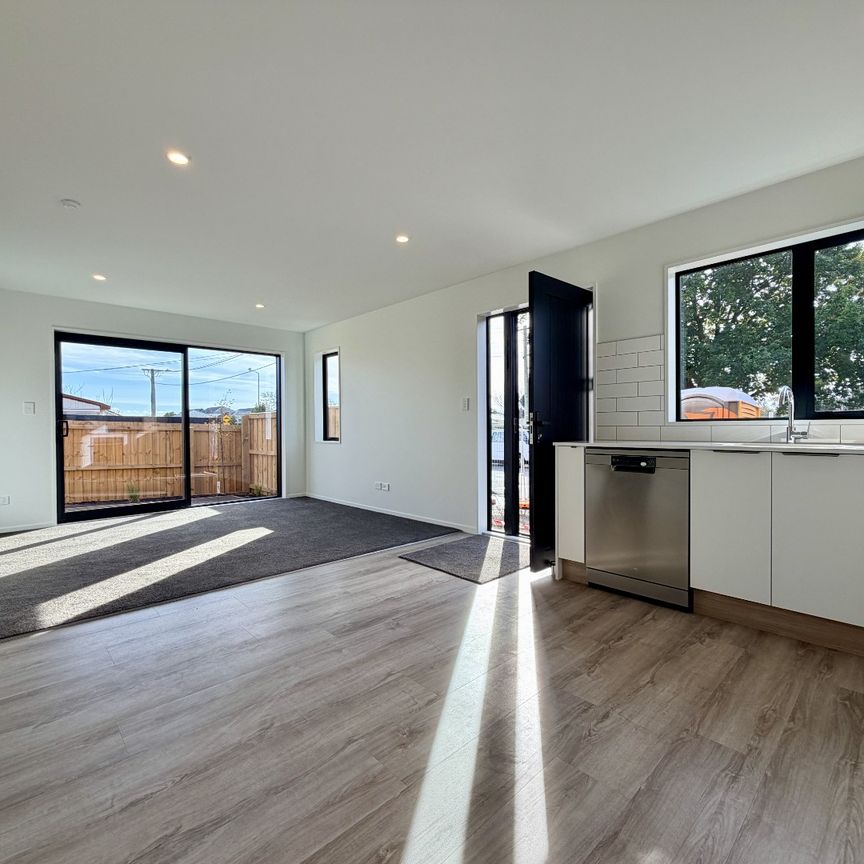 6/10 Mclean St, Linwood - Photo 1