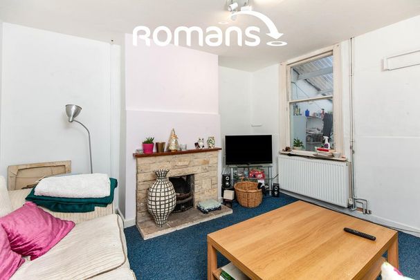 4 bedroom terraced house to rent - Photo 1