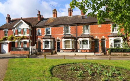 Monument Green, Weybridge, Surrey, KT13 - Photo 4