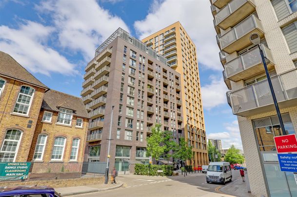 Flat To Let - Photo 1