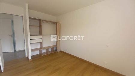 House - Photo 2