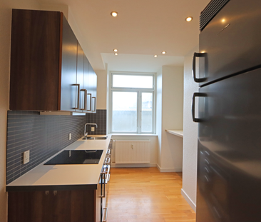 Prisvenlig 2-værelses lejlighed med altan - Photo 4