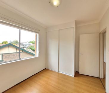 Well Maintained Apartment with Lock Up Garage - Photo 3