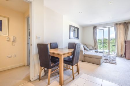 Durnsford Road, Wimbledon, London, SW19 - Photo 2