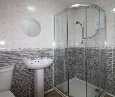 Challenger Close, Malvern, WR14 - Photo 6