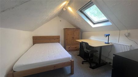 4 bedroom terraced house to rent - Photo 5