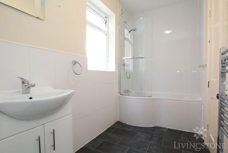 4 bedroom terraced house to rent - Photo 5