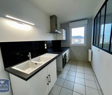 Location Appartement 4 pièces 79m² LISIEUX 14100 - Photo 4