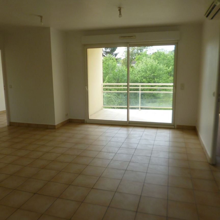 Location Appartement 4 pièces 66m² - Photo 1