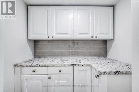 562 WINETTE ROAD - Photo 2