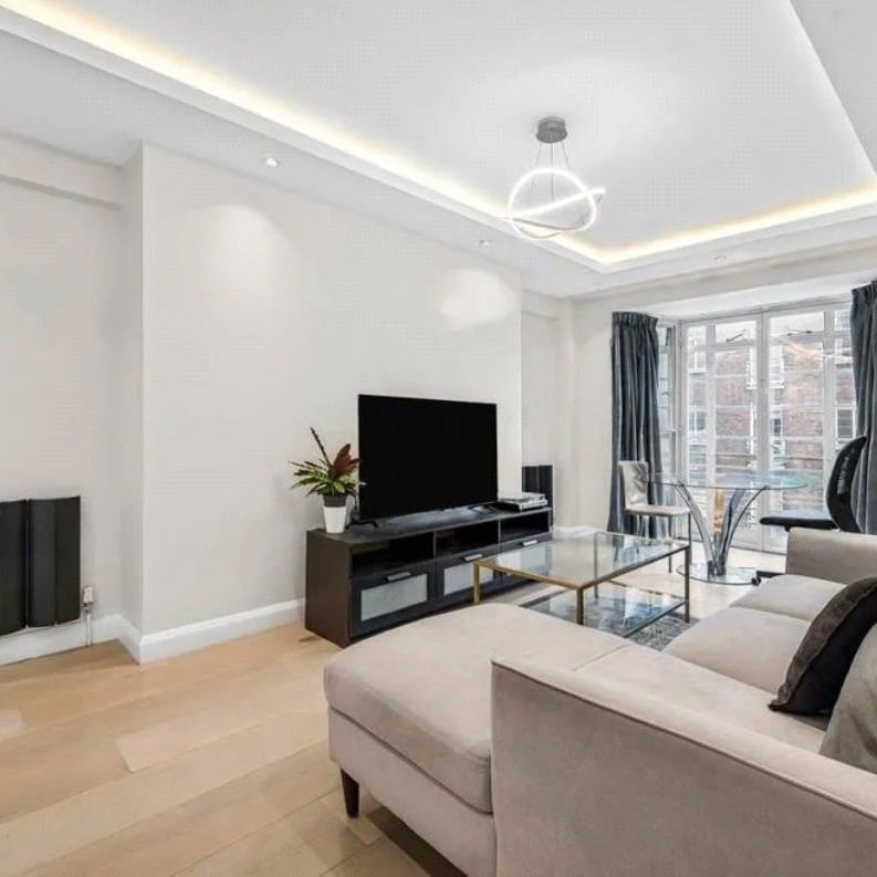 3 Bed Flat, Gloucester Place, NW1 - Photo 1