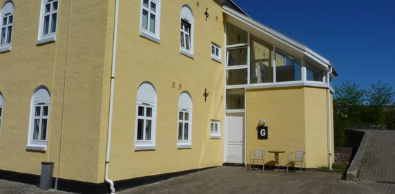 1-VÆRELSES LEJLIGHED I HJERTET AF HJØRRING. - Foto 2