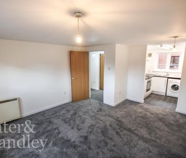 1 bedroom apartment to rent - Photo 2