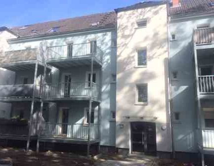 sanierte 2,5-Zimmer-Stadtwohnung in modernisiertem Haus - Photo 1