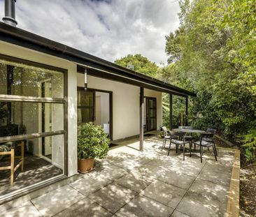 Peaceful Retreat in Prime Havelock North ... - Photo 3