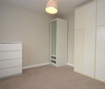 4 bedroom house to rent - Photo 2