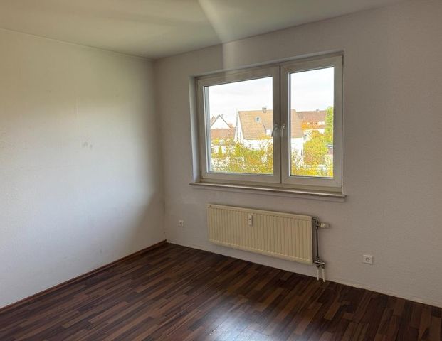 Schöne Wohnung mit Balkon in Iserlohn-Hennen / WBS erforderlich - Foto 1