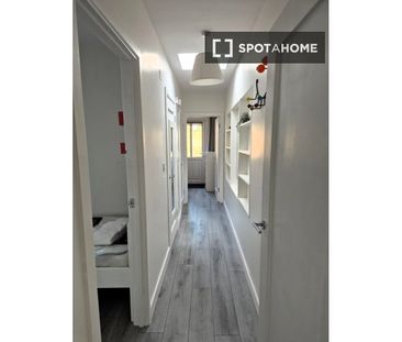 2-bedroom apartment for rent in Ballymun-Whitehall, Dublin. - Photo 6
