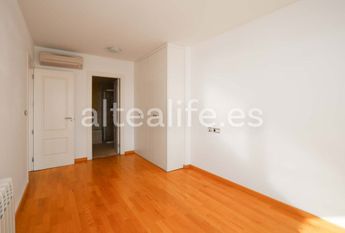 Cap-negret, Altea, Valencian Community 03590