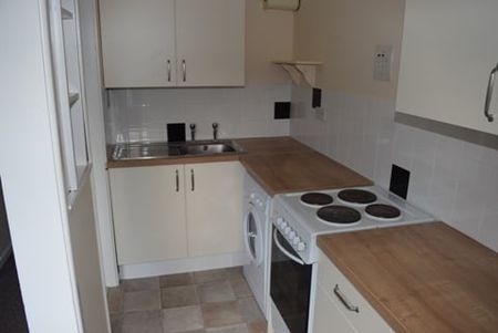 1 Bed Flat, Rodney Court, SO19 - Photo 4