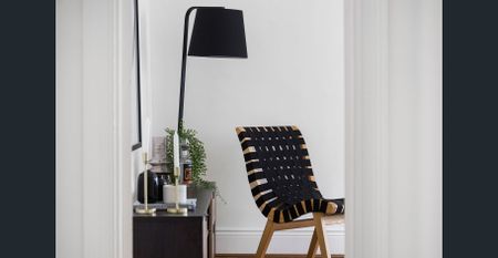 Charming and Convenient Two Bedroom Stone Cottage Close to the City - Photo 5