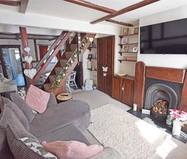 2 bedroom end of terrace house to rent - Photo 5