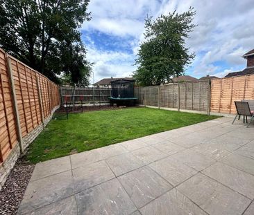 3 bedroom semi-detached house to rent - Photo 4