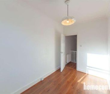 Trumpington Road, London, E7 - Photo 5