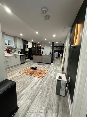 For Lease - 172 Northcliffe Boulevard Unit# Basement, Toronto, Ontario - Photo 1