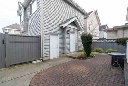 7170 199 Street, Langley - Photo 2