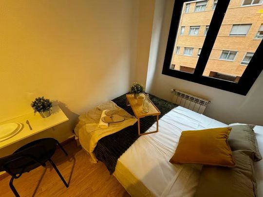 Calle de Vicente Blasco Ibáñez, Madrid, Community of Madrid 28050 - Photo 1