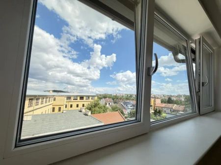 NABÍDKA PRONÁJMU LUXUSNÍ NOVOSTAVBY BYTU 2+KK S TERASOU A KLIMATIZACÍ V BRNĚ - Photo 2