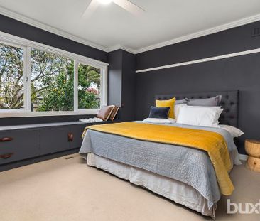 25 Acacia Avenue, Oakleigh South VIC 3167 - House For Rent | Domain - Photo 4