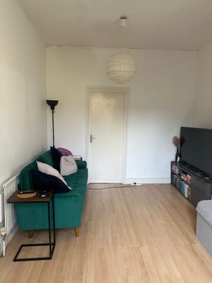 1 Bed Flat, Cleveland Road, N1 - Photo 1