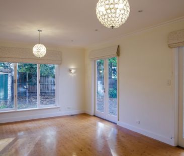 Beautiful Home In Great Location - Photo 6