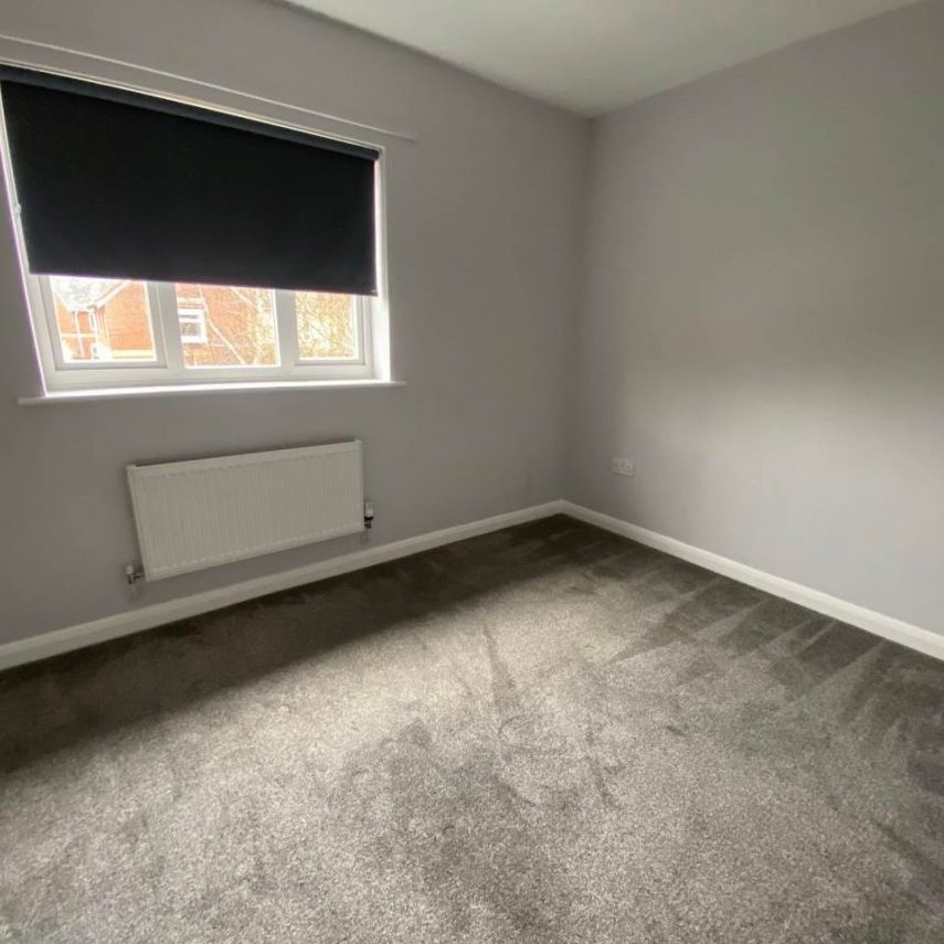 Locking Castle East, Weston-super-Mare, North Somerset - Photo 1