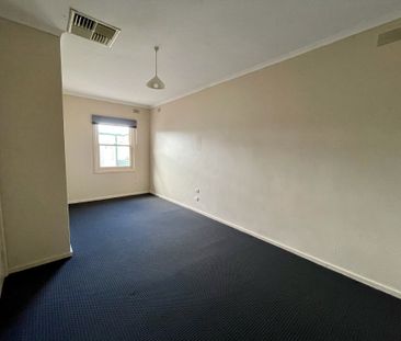 6 Fisk Street - Photo 3