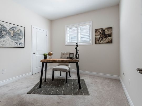 For Lease - 16 Monarch Drive, Halton Hills, Ontario - Photo 1