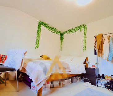 4 Bedroom 1.5 Bathroom - Photo 3