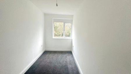 3 bedroom terraced house to rent - Photo 5
