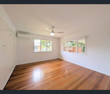 Chermside family home with covered entertainment area | 7 Minutes t... - Photo 6