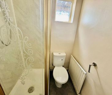 2 bedroom terraced house to rent - Photo 3