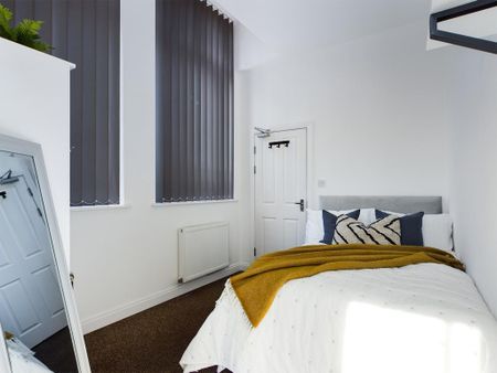 8 bedroom house to rent - Photo 4