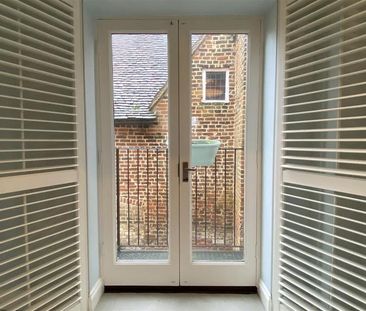 2 bedroom townhouse to rent - Photo 3