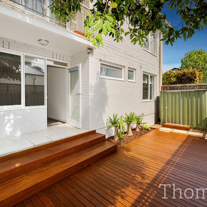 2/25 Cressy Street MALVERN - Photo 1