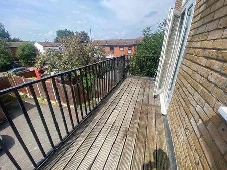 1 bedroom apartment to rent - Photo 2